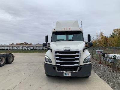 Used 2019 Freightliner Cascadia Detroit DD13 Semi Truck for sale #326952 - photo 2