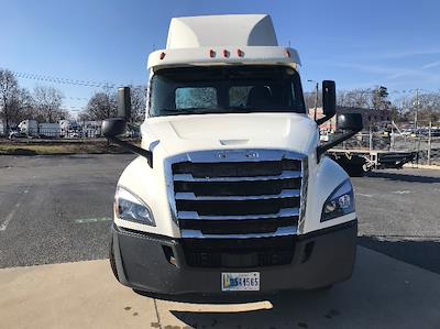 Used 2019 Freightliner Cascadia Detroit DD13 Semi Truck for sale #326958 - photo 2