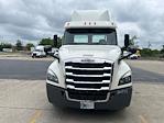 Used 2019 Freightliner Cascadia Detroit DD13 Semi Truck for sale #326975 - photo 2
