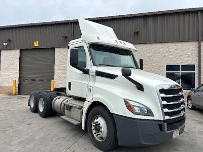 Used 2019 Freightliner Cascadia Detroit DD13 Semi Truck for sale #326993 - photo 1