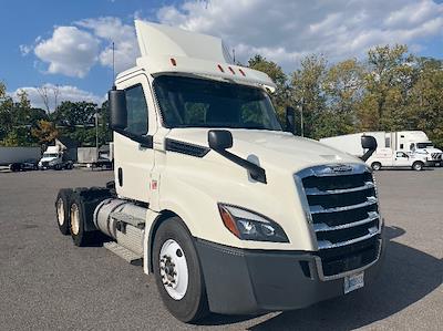 Used 2019 Freightliner Cascadia Detroit DD13 Semi Truck for sale #327012 - photo 1
