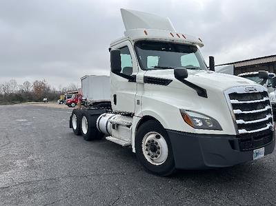 Used 2019 Freightliner Cascadia Detroit DD13 Semi Truck for sale #327026 - photo 1