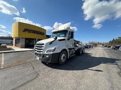 Used 2019 Freightliner Cascadia Detroit DD13 Semi Truck for sale #327038 - photo 1