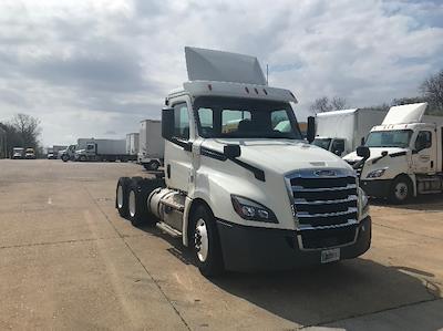 Used 2019 Freightliner Cascadia Detroit DD13 Semi Truck for sale #327052 - photo 1