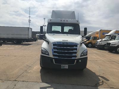 Used 2019 Freightliner Cascadia Detroit DD13 Semi Truck for sale #327052 - photo 2
