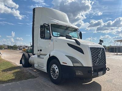 Used 2019 Volvo VNL Volvo D13 Semi Truck for sale #327863 - photo 1