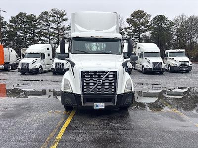 Used 2019 Volvo VNL Volvo D13 Semi Truck for sale #327874 - photo 2