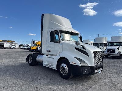 Used 2019 Volvo VNL Volvo D13 Semi Truck for sale #327884 - photo 1