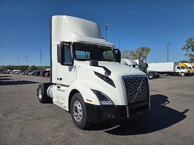 Used 2019 Volvo VNL Volvo D13 Semi Truck for sale #327894 - photo 1