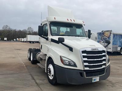 Used 2019 Freightliner Cascadia Detroit DD13 Semi Truck for sale #329089 - photo 1