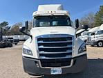 Used 2019 Freightliner Cascadia Detroit DD13 Semi Truck for sale #329093 - photo 2