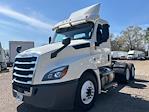 Used 2019 Freightliner Cascadia Detroit DD13 Semi Truck for sale #329093 - photo 3