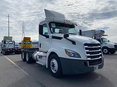 Used 2019 Freightliner Cascadia Detroit DD13 Semi Truck for sale #329101 - photo 1