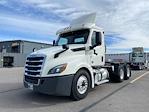 Used 2019 Freightliner Cascadia Detroit DD13 Semi Truck for sale #329101 - photo 3
