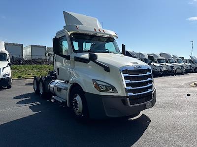 Used 2019 Freightliner Cascadia Detroit DD13 Semi Truck for sale #329108 - photo 1