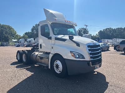 Used 2019 Freightliner Cascadia Detroit DD13 Semi Truck for sale #329118 - photo 1