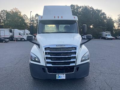 Used 2019 Freightliner Cascadia Detroit DD13 Semi Truck for sale #329121 - photo 2