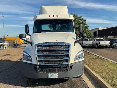 Used 2019 Freightliner Cascadia Detroit DD13 Semi Truck for sale #329123 - photo 2