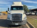 Used 2019 Freightliner Cascadia Detroit DD13 Semi Truck for sale #329123 - photo 2