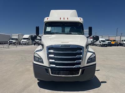 Used 2019 Freightliner Cascadia Detroit DD13 Semi Truck for sale #329133 - photo 2