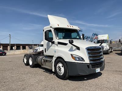 Used 2019 Freightliner Cascadia Detroit DD13 Semi Truck for sale #329138 - photo 1