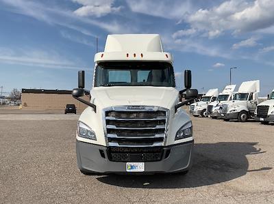 Used 2019 Freightliner Cascadia Detroit DD13 Semi Truck for sale #329139 - photo 2
