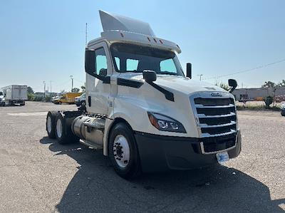 Used 2019 Freightliner Cascadia Detroit DD13 Semi Truck for sale #329150 - photo 1
