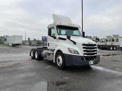 Used 2019 Freightliner Cascadia Detroit DD13 Semi Truck for sale #329151 - photo 1