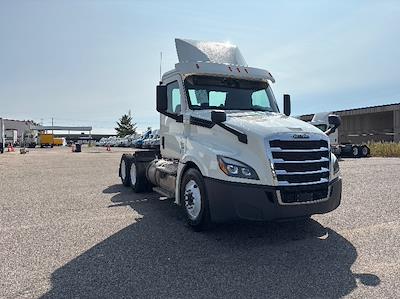 Used 2019 Freightliner Cascadia Detroit DD13 Semi Truck for sale #329152 - photo 1