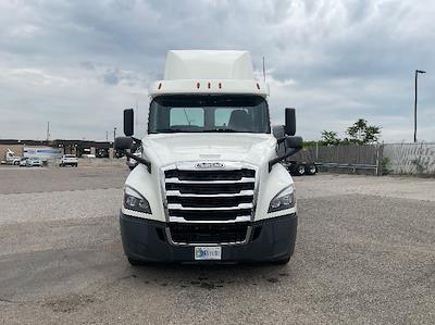 Used 2019 Freightliner Cascadia Detroit DD13 Semi Truck for sale #329163 - photo 2