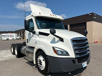Used 2019 Freightliner Cascadia Detroit DD13 Semi Truck for sale #329168 - photo 1