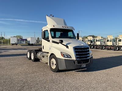 Used 2019 Freightliner Cascadia Detroit DD13 Semi Truck for sale #329170 - photo 1