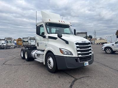 Used 2019 Freightliner Cascadia Detroit DD13 Semi Truck for sale #329187 - photo 1