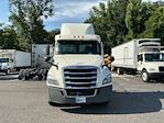 Used 2019 Freightliner Cascadia Detroit DD13 Semi Truck for sale #329207 - photo 2