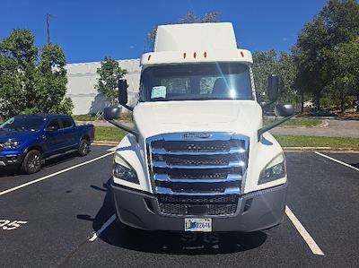 Used 2019 Freightliner Cascadia Detroit DD13 Semi Truck for sale #329210 - photo 2