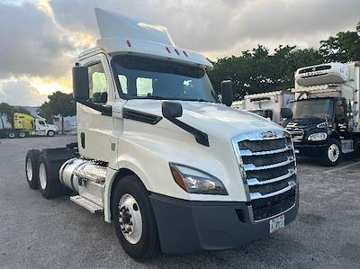 Used 2019 Freightliner Cascadia Detroit DD13 Semi Truck for sale #329216 - photo 1
