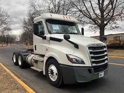 Used 2019 Freightliner Cascadia Detroit DD13 Semi Truck for sale #329230 - photo 1