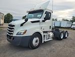 Used 2019 Freightliner Cascadia Detroit DD13 Semi Truck for sale #329244 - photo 3