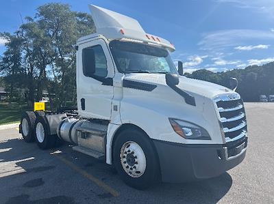 Used 2019 Freightliner Cascadia Detroit DD13 Semi Truck for sale #329263 - photo 1