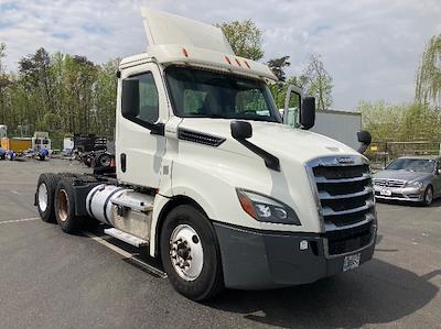 Used 2019 Freightliner Cascadia Detroit DD13 Semi Truck for sale #329286 - photo 1