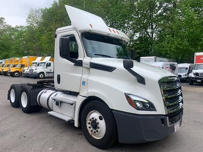 Used 2019 Freightliner Cascadia Detroit DD13 Semi Truck for sale #329288 - photo 1