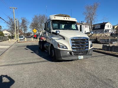 Used 2019 Freightliner Cascadia Detroit DD13 Semi Truck for sale #329294 - photo 1