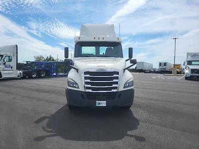 Used 2019 Freightliner Cascadia Detroit DD13 Semi Truck for sale #329321 - photo 2