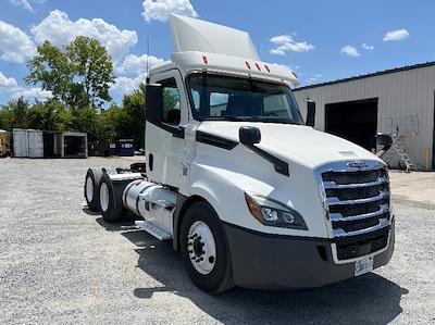 Used 2019 Freightliner Cascadia Detroit DD13 Semi Truck for sale #329324 - photo 1
