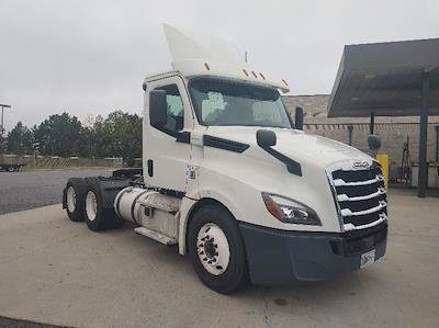 Used 2019 Freightliner Cascadia Detroit DD13 Semi Truck for sale #329325 - photo 1