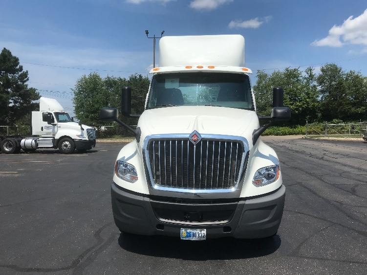 Used 2019 International LT - photo 2