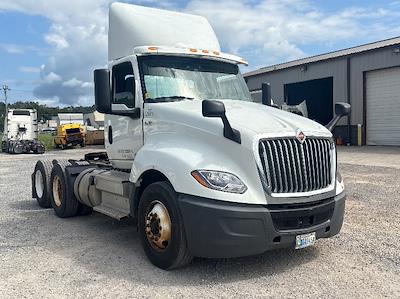 Used 2019 International LT International A26 Semi Truck for sale #329876 - photo 1