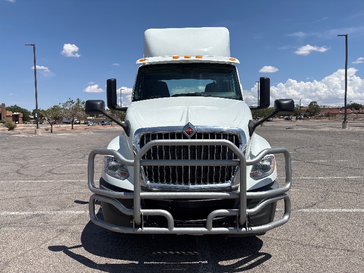 Used 2019 International LT - photo 2