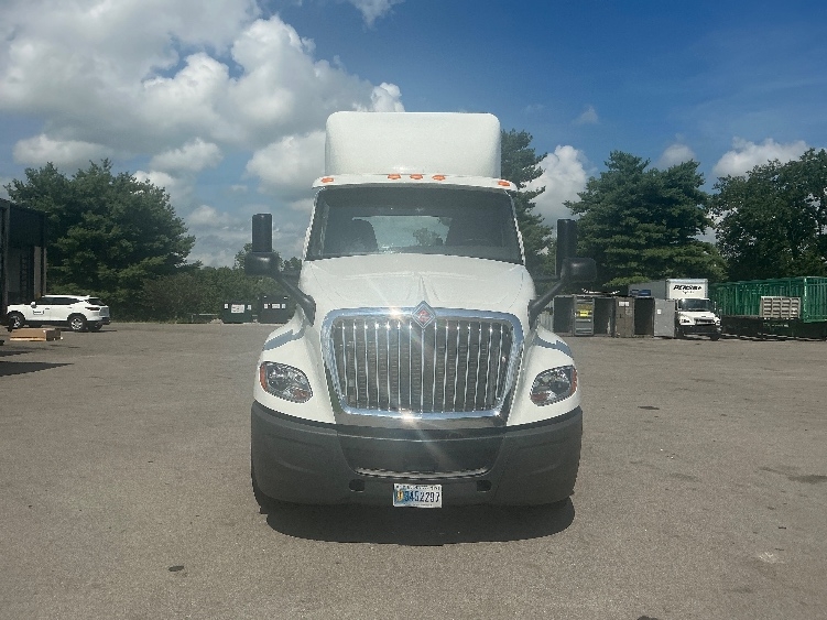 Used 2019 International LT - photo 2