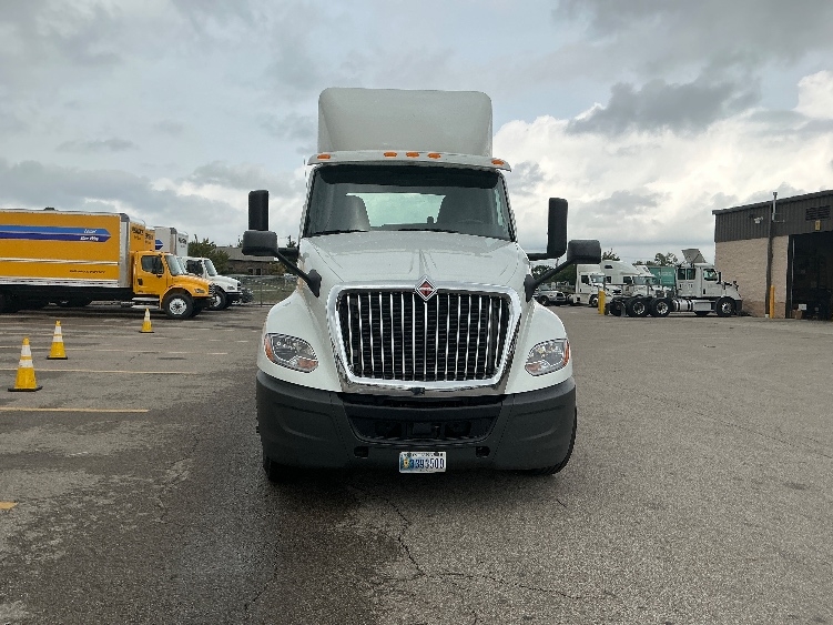 Used 2019 International LT - photo 2